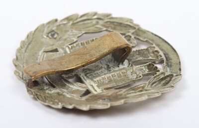 4th Battalion Northamptonshire Regiment Cap Badge - 3