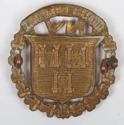 Irish Dublin Regiment National Volunteers Cap Badge - 2