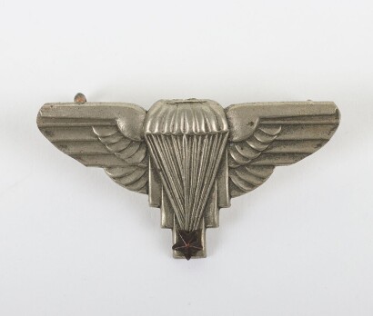 Rare WW2 French Jedburghs Parachute Beret Badge