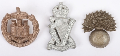 WW2 War Economy Plastic Grenadier Guards Cap Badge
