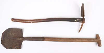 WW1 Period Pioneers Spade