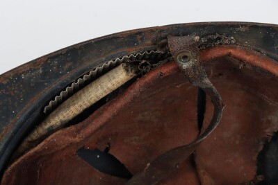 WW1 French Adrian M15 Steel Helmet. - 11