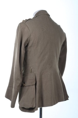 WW1 Gordon Highlanders Officers Shoulder Rank Tunic. - 3
