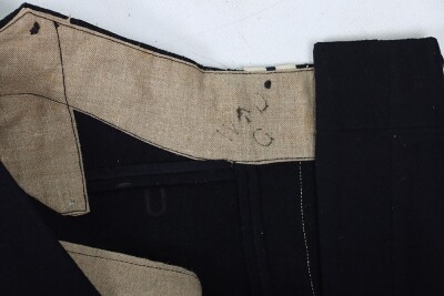 WW1 British 02 Pattern Tunic, Attributed to Pte Peattie, Army Service Corps, Ammunition Column, with Accompanying Photographs and War Medal. - 14