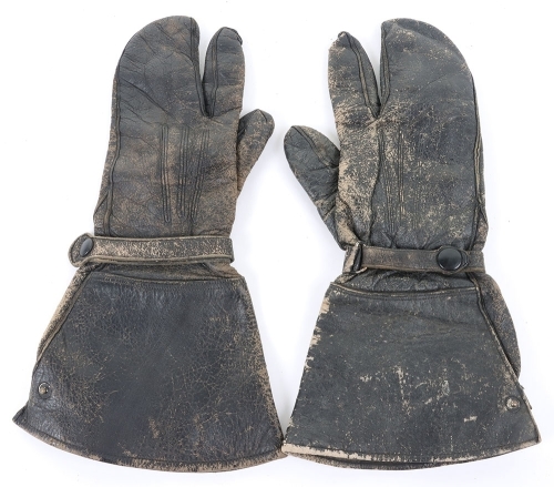 Pair of Luftwaffe Flying Gloves