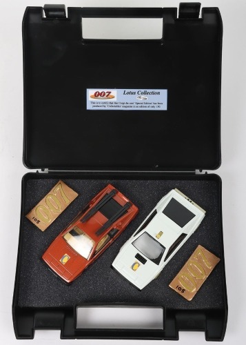 Lotus Collection 007 Special Edition Corgi Die Cast set in box.