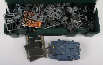 Collection of Warhammer 40,000 Games Workshop models, figures, codex and more. - 7