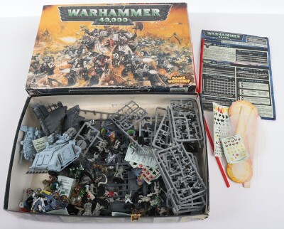 Collection of Warhammer 40,000 Games Workshop models, figures, codex and more. - 8