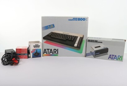 Vintage Atari 800XL Computer Boxed.