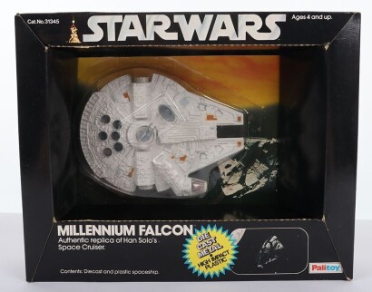 Vintage Star Wars Millennium Falcon Diecast Metal Vehicle Palitoy boxed.
