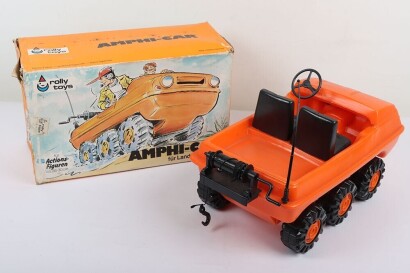 Quantity of Vintage Action Man Palitoy parts and Vehicles.