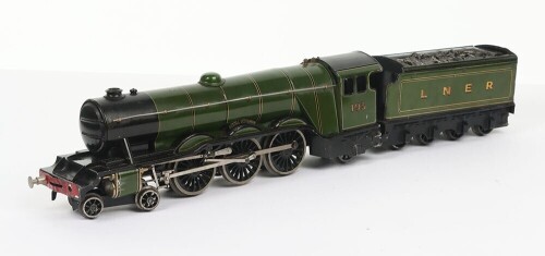 Bassett-Lowke 3-rail electric 0 gauge LNER 4-6-2 &lsquo;Flying Scotsman&rsquo; locomotive and tender,
