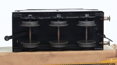 Bassett-Lowke clockwork 0 gauge LMS 4-4-0 Standard Compound locomotive and tender, - 4