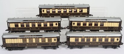 Hornby 0 gauge Brighton Belle five car Pullman set,