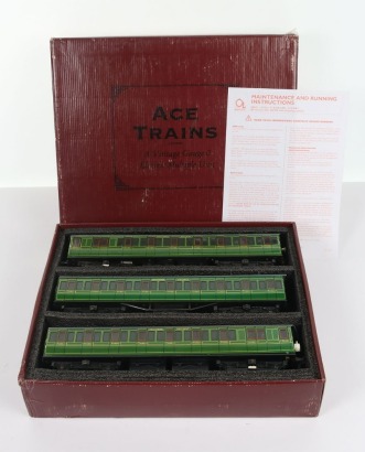 Ace Trains 0 gauge 3 car SR EMU set,