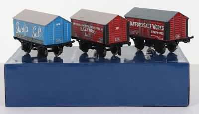 Two Ace Trains 0 gauge rolling stock sets, - 2