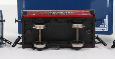 Two Ace Trains 0 gauge rolling stock sets, - 5