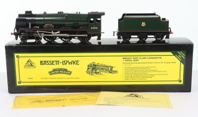 Bassett-Lowke by Corgi BL99011 4-6-0 rebuilt Scot class locomotive and tender &lsquo;Royal Scot&rsquo;,