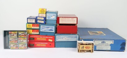 Collection of Hornby Dublo and Merit accessories including EDP12 &lsquo;Duchess of Montrose&rsquo; passenger train set,