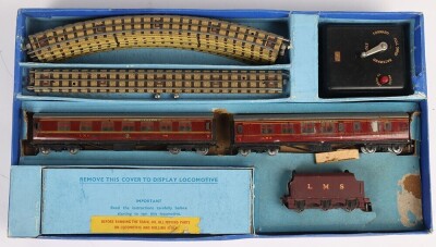 Collection of Hornby Dublo, - 4