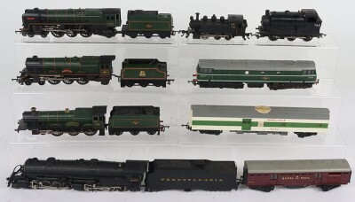 A Collection Hornby and Others 00 Gauge Unboxed Model Trains