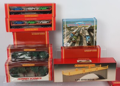 Hornby Railways 00 gauge boxed trackside accessories, - 2