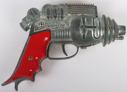 Scarce Hubley (USA) Atomic Disintegrator Cap Firing Space Pistol, circa 1954