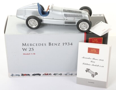 CMC M-033 1:18 Scale Mercedes Benz W25 Racing Car