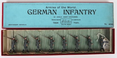 Britains boxed set 432 German Infantry in Steel Helmets, 1935,