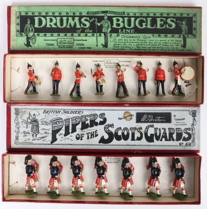 Britains boxed set 30 Drum and Bugles of the Line, 1930,