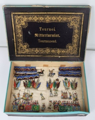 Boxed Knights Tournament flat lead painted set, German 19th century,
