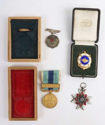 Grouping of Japanese Medals and Decorations