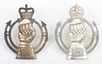 WW2 Royal Armoured Corps Officers Silver Plated Cap / Beret Badge