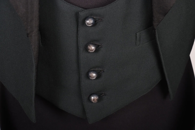 Rifle Brigade Territorial Officers Mess Dress of late Lieutenant Colonel Hobart Isle of Wight Rifles - 4