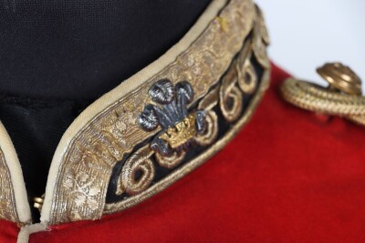 Leinster Regt Col Pepper&rsquo;s Officers Full Dress Tunic. - 4