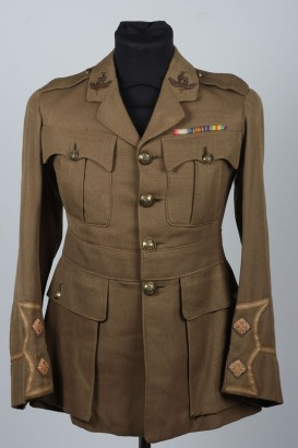 WW1, Great War British Officers Cuff Rank Service Dress Tunic, Royal Warwickshire Regiment.