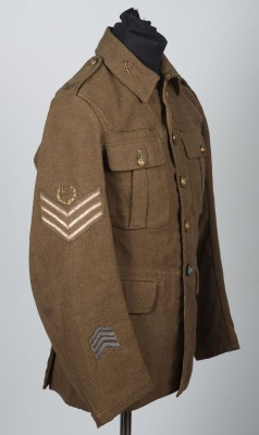 British 1922 Pattern Service Dress Tunic, Hampshire Regiment. - 2
