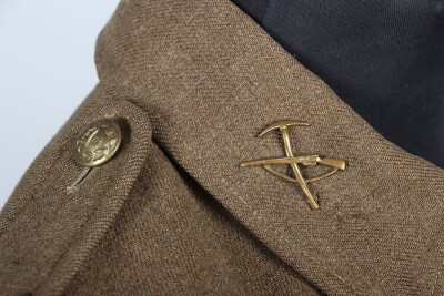 British 1922 Pattern Service Dress Tunic, Hampshire Regiment. - 8