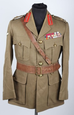 WW2 British Service Dress Tunic and Cap, Major General Arundell Rea Leakey, CB, DSO, MC & Bar. Royal Tank Regiment. - 2