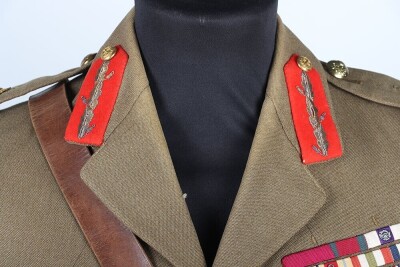 WW2 British Service Dress Tunic and Cap, Major General Arundell Rea Leakey, CB, DSO, MC & Bar. Royal Tank Regiment. - 3