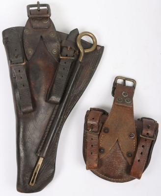 WW1, Great War British 1914 Pattern Leather Pistol Holster & Ammunition Pouch, Rare. - 2