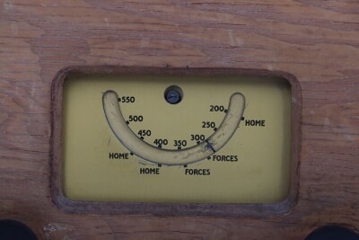 WW2 'War-Time Civilian Receiver' Utility Radio Set. - 2