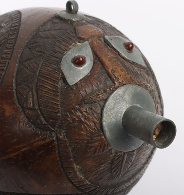 French Napoleonic Carved Coconut Flask with Scenes of Napoleon and Victories in Egypt - 4