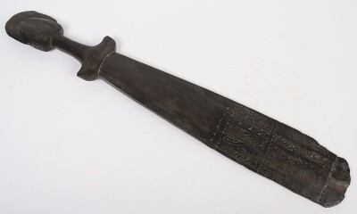 A Trobriand Islander&rsquo;s Hard Wood Sword Club - 2