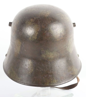 WW1 Imperial German M16 'Splotch' Camouflaged steel combat helmet - 5