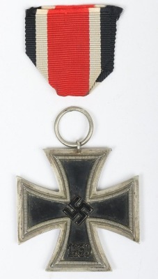 1939 Iron Cross 2nd Class by Unknown Maker - 2