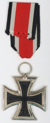 1939 Iron Cross 2nd Class by C.E. Juncker, Berlin, zinc core - 4