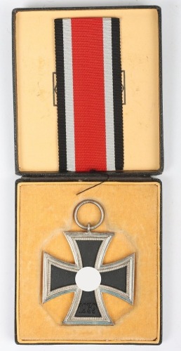 1939 Iron Cross 2nd Class by Wilhelm Deumer, L&uuml;denscheid with LDO Case of Issue