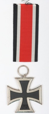 1939 Iron Cross 2nd Class by Wilhelm Deumer, L&uuml;denscheid with LDO Case of Issue - 5