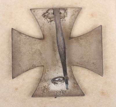 1939 Cased Iron Cross 1st Class by Wilhelm Deumer, Ludenscheid - 3